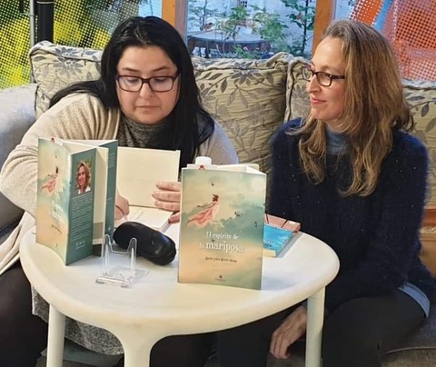 Librería D libros  (Torrelavega)